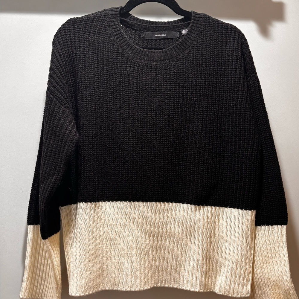 Vero Moda Black and Cream Knit Sweater